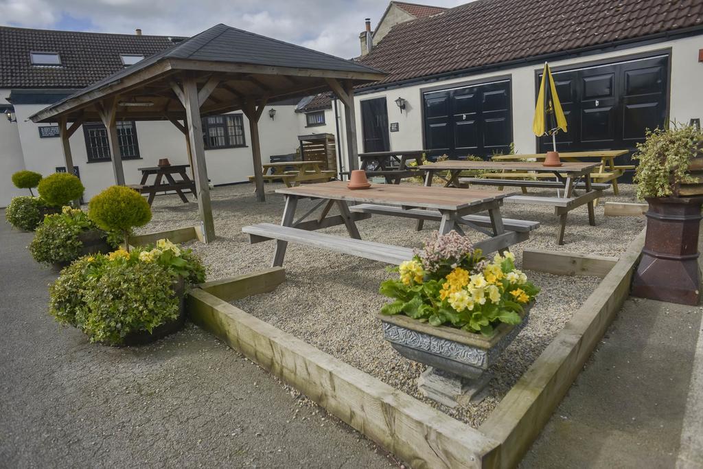 The Whitestonecliffe Inn Sutton  Esterno foto